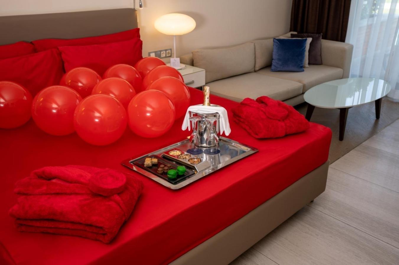 Akra Fethiye Tui Blue Sensatori Hotel ภายนอก รูปภาพ